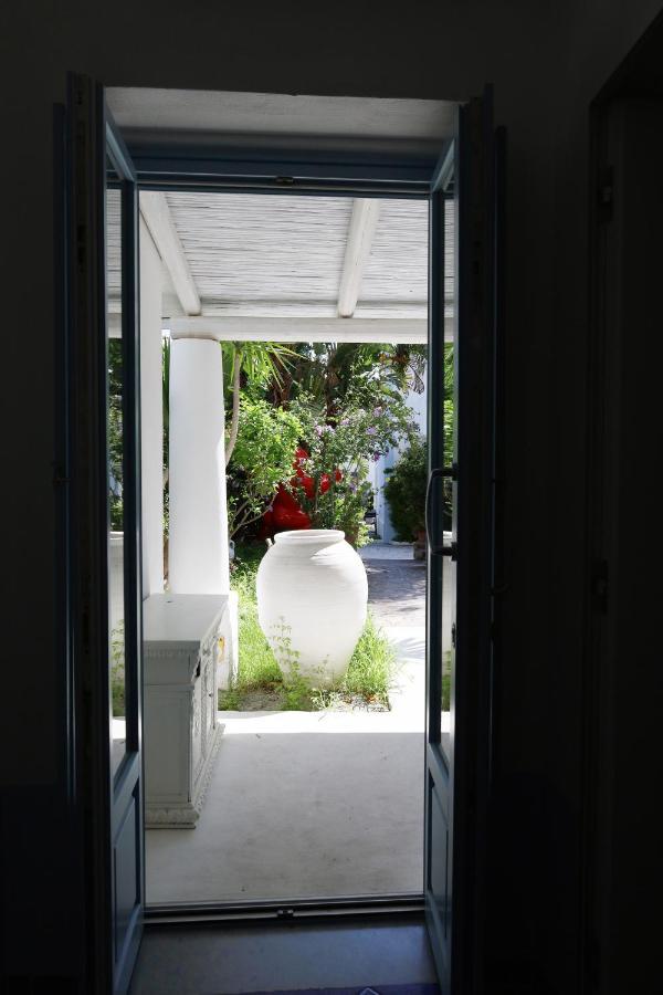 Art B&B Panarea Ngoại thất bức ảnh