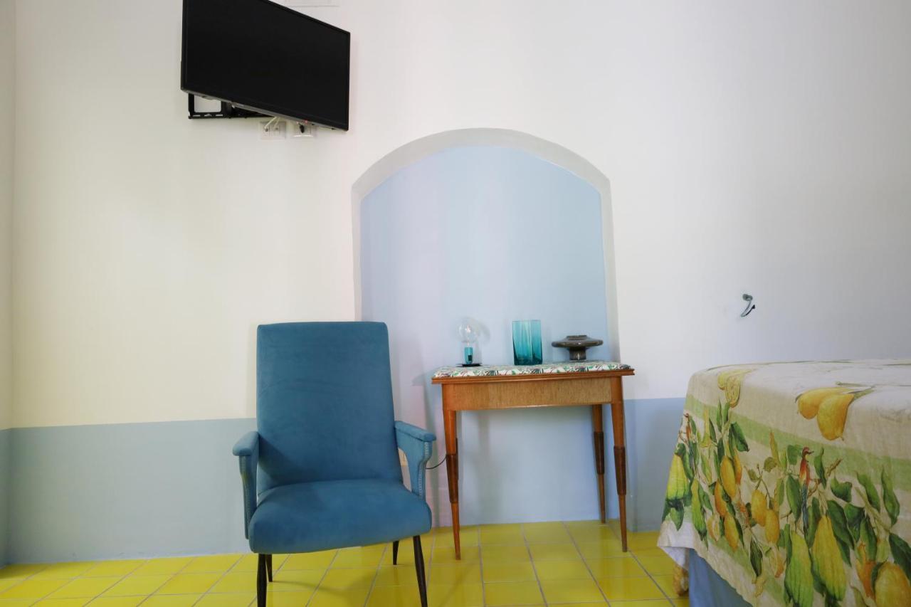 Art B&B Panarea Ngoại thất bức ảnh