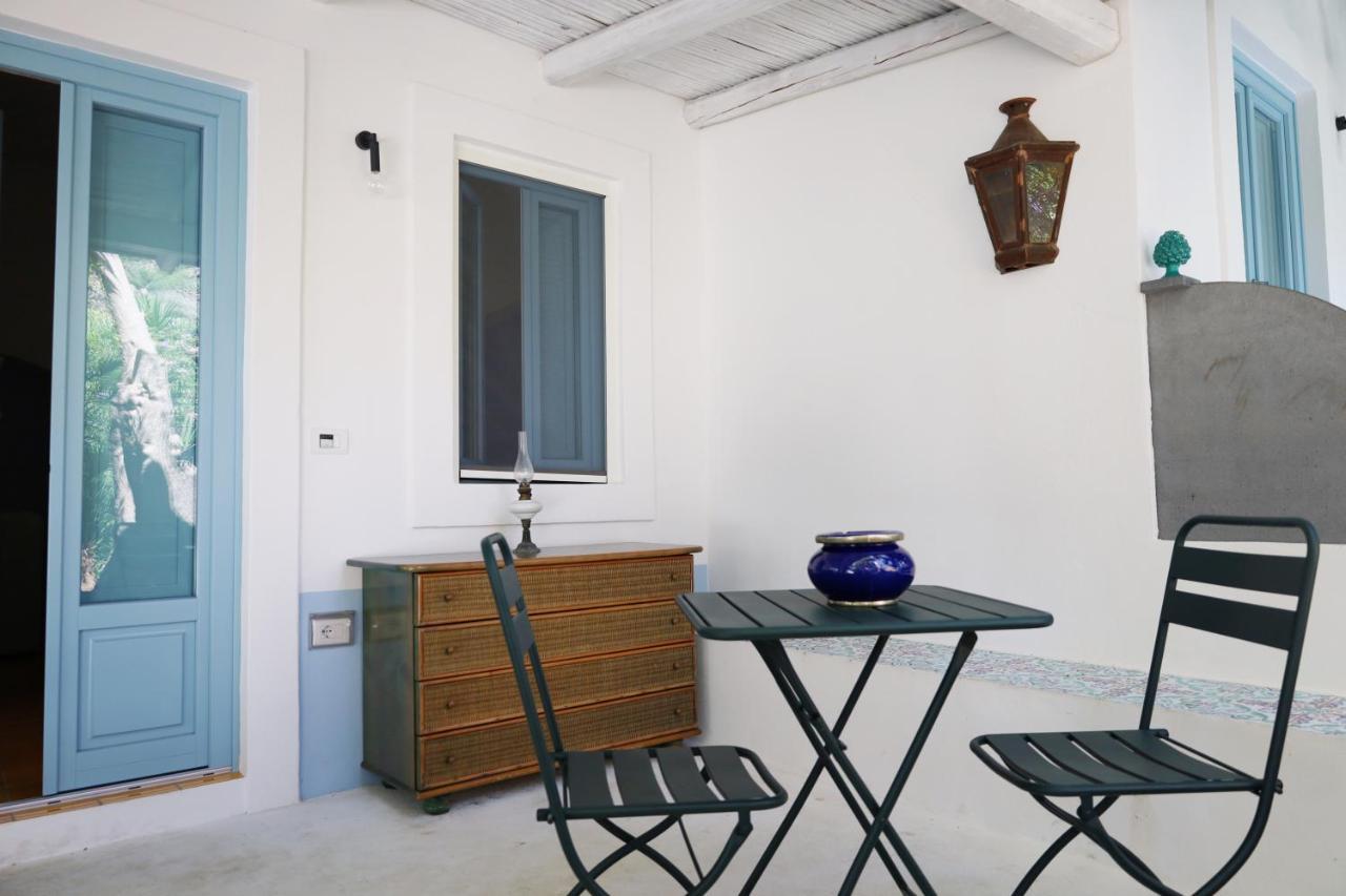 Art B&B Panarea Ngoại thất bức ảnh