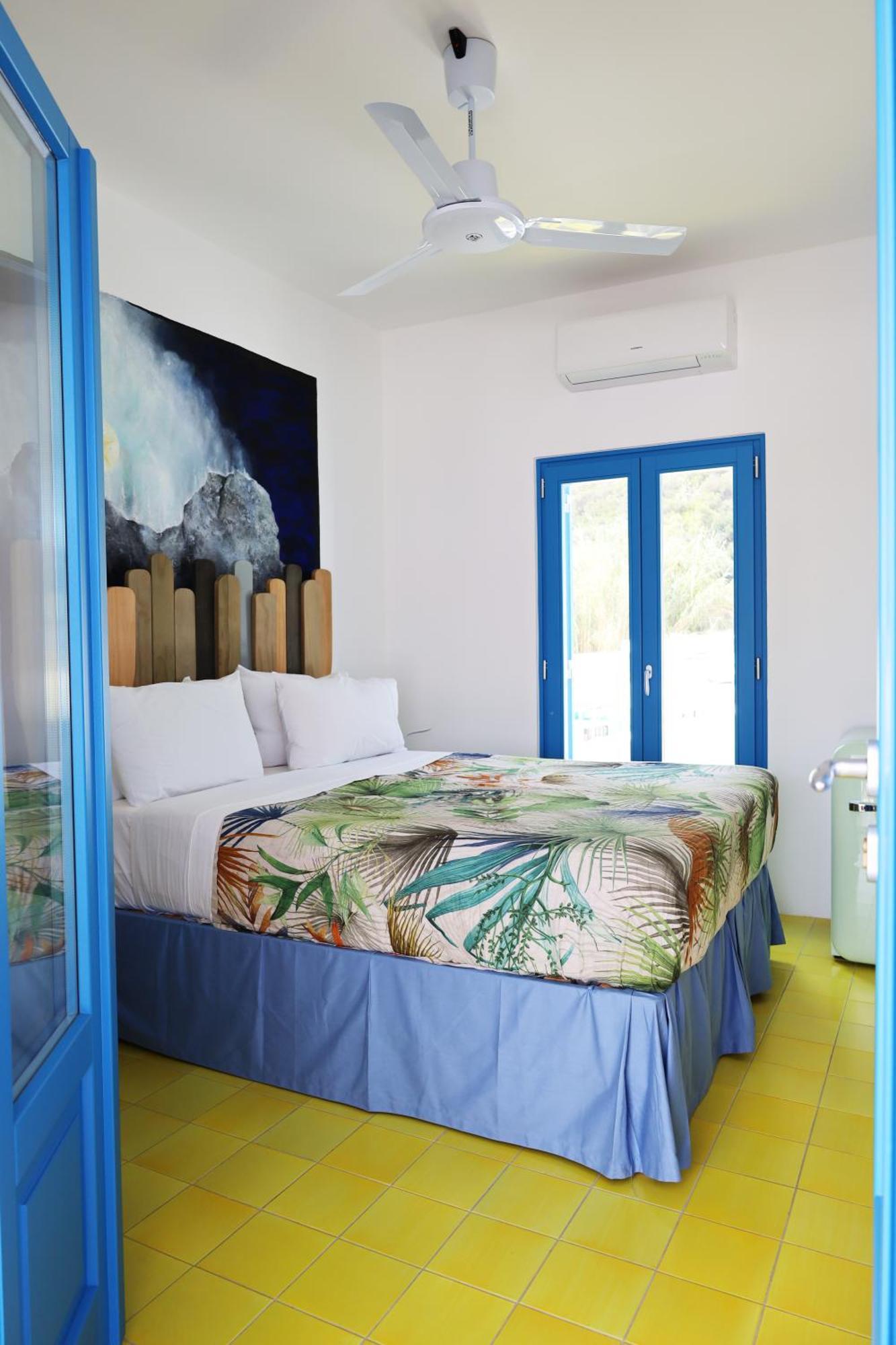 Art B&B Panarea Ngoại thất bức ảnh