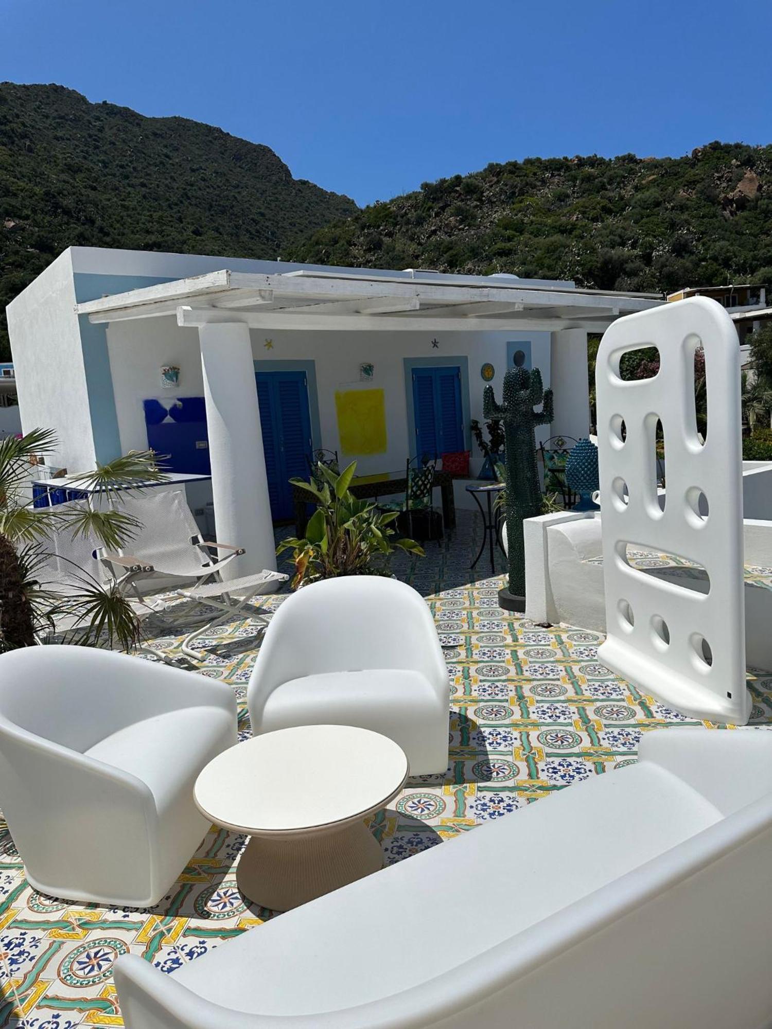 Art B&B Panarea Ngoại thất bức ảnh