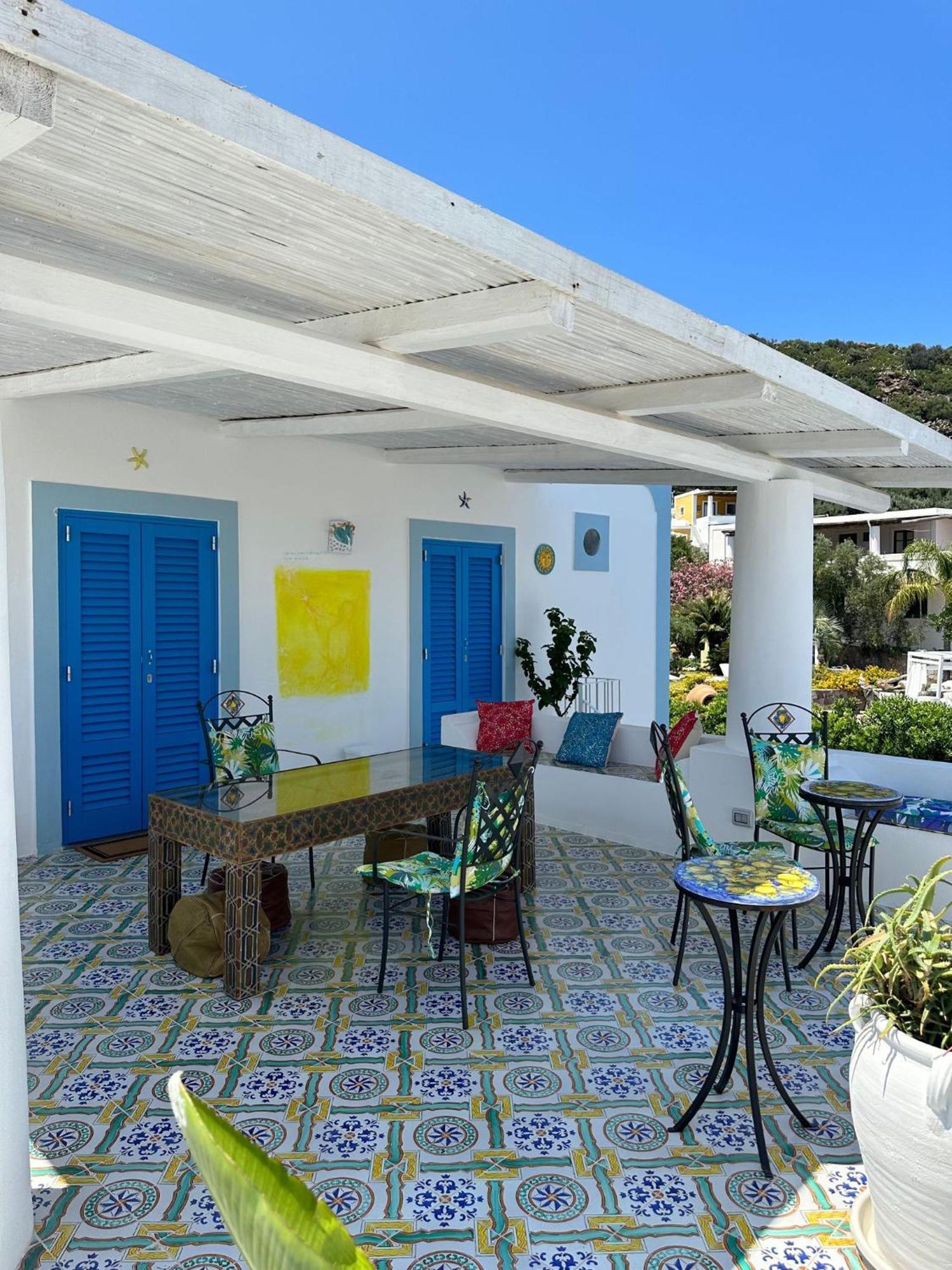 Art B&B Panarea Ngoại thất bức ảnh