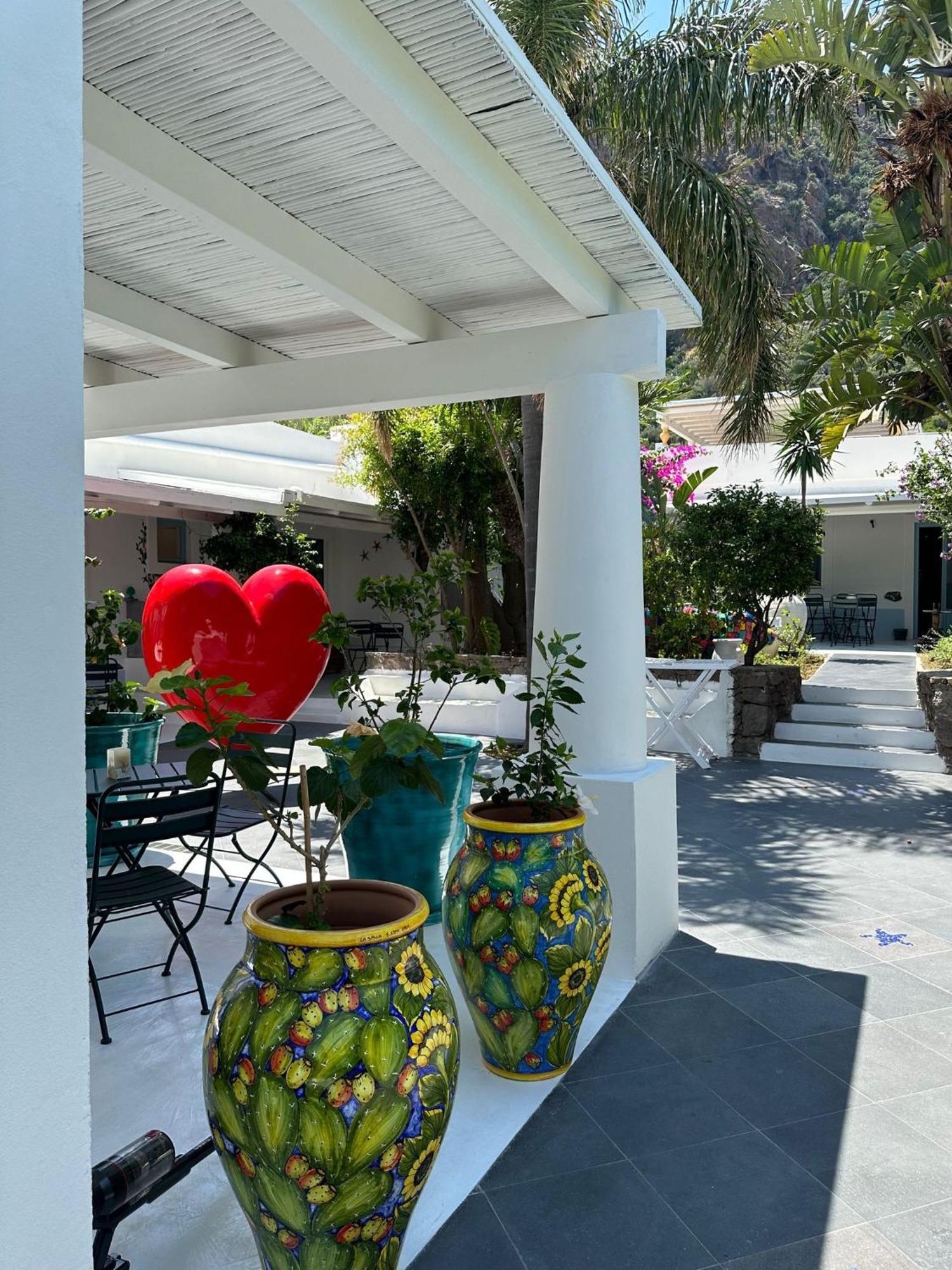 Art B&B Panarea Ngoại thất bức ảnh