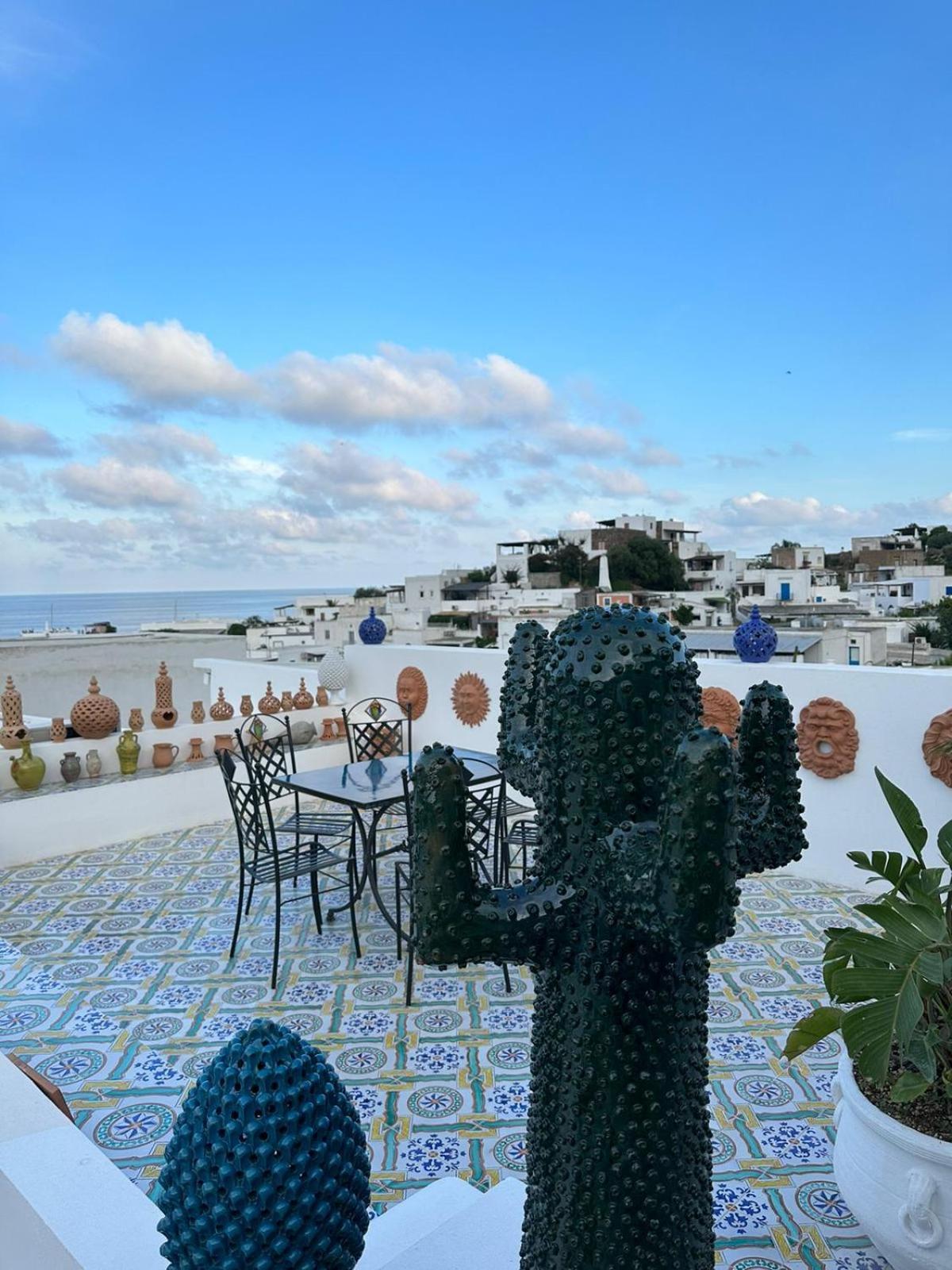 Art B&B Panarea Ngoại thất bức ảnh